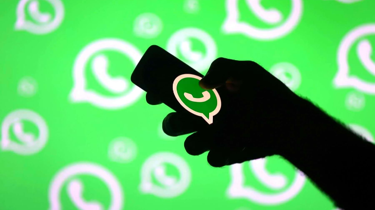 Росія заборонила використовувати WhatsApp та інші іноземні програми вчителям та батькам школярів